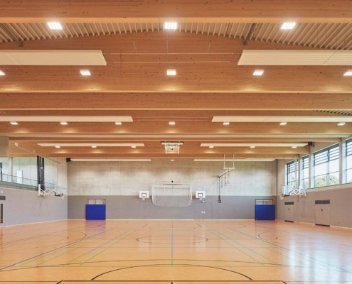 Halle der 3-feldrigen Sporthalle am Lauerbäumle