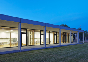 Ansicht Nacht der Schlösslesfeldschule in Ludwigsburg